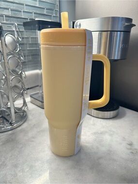 WAWA 2026 Summer Sunny Sipper Double Walled Insulated 32oz Yellow Cup Tumbler